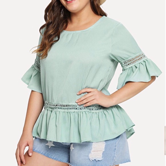 ➕Ruffle Hem Hollow Out Top - Picture 5 of 7